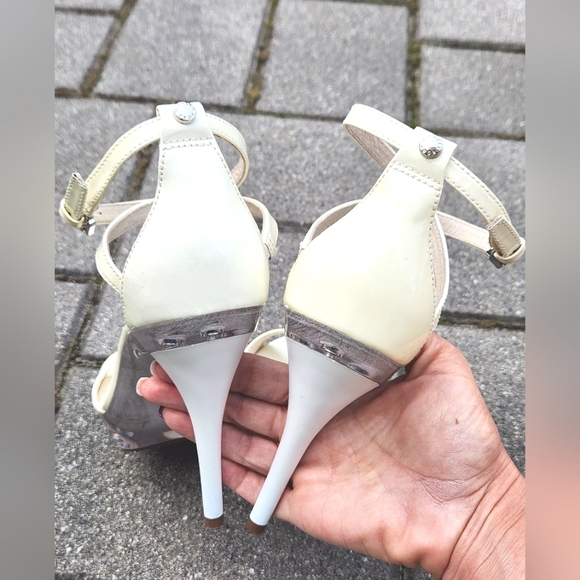 Michael Michael Kors Maribella White Clear Platform Ankle Strap Sandals 7.5 - Picture 6 of 10